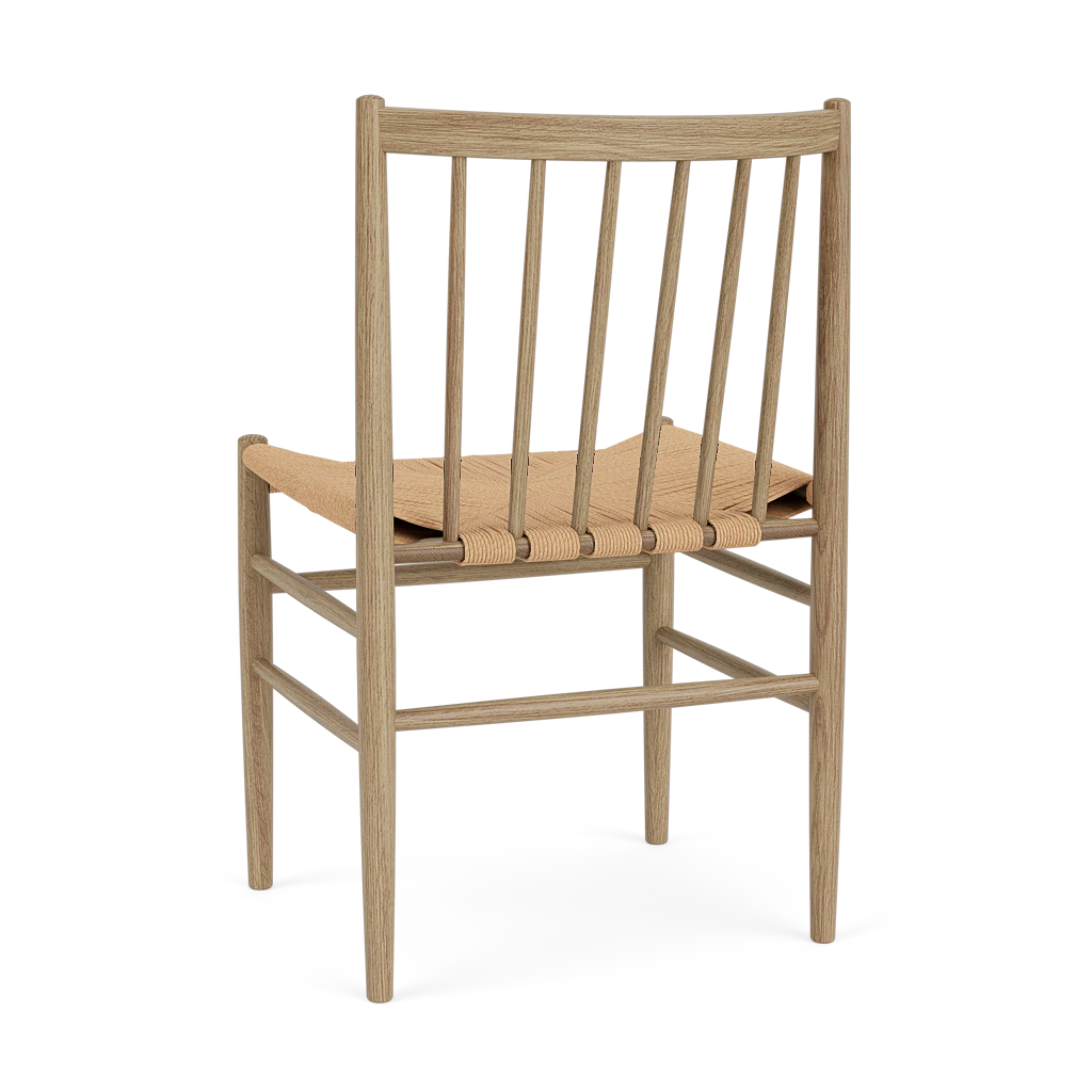 J80 - Chair - Oak - Lacquered J80 - Chair - Oak - Lacquered